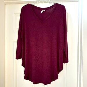 Cato maroon rayon v neck top with high sides